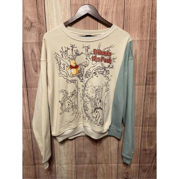 Disney Tops - Disney Medium Winnie the Pooh sweatshirt beige blue womens top